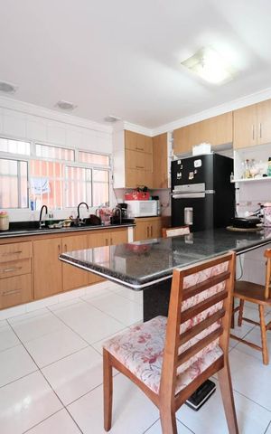 Casa à venda com 400m², 4 quartos e 4 vagasCozinha