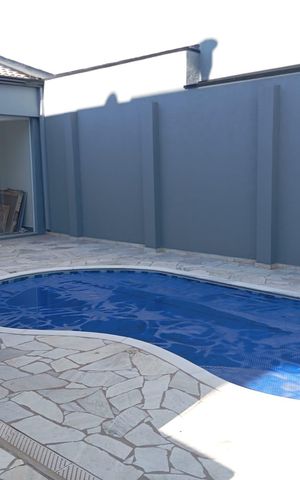 Casa de condomínio à venda com 254m², 3 quartos e 4 vagas