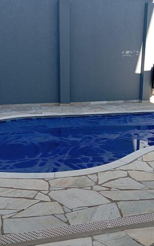 Casa de condomínio à venda com 254m², 3 quartos e 4 vagas