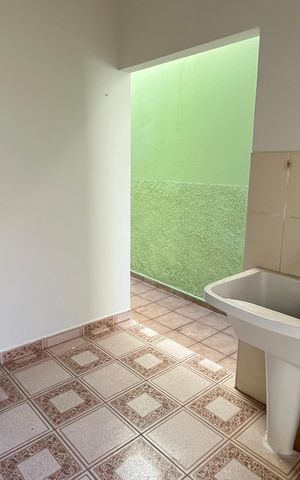 Casa para alugar com 260m², 3 quartos e 2 vagas