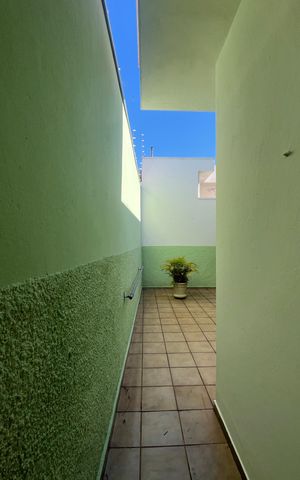 Casa para alugar com 260m², 3 quartos e 2 vagas