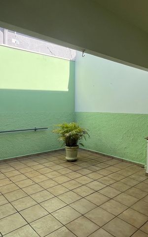 Casa para alugar com 260m², 3 quartos e 2 vagas