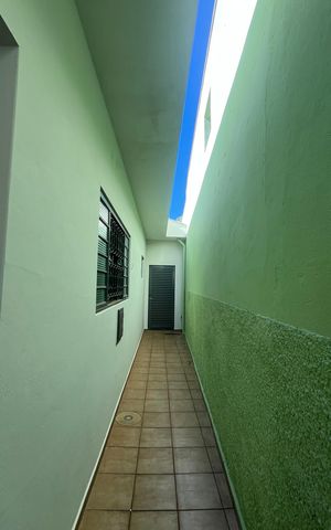 Casa para alugar com 260m², 3 quartos e 2 vagas