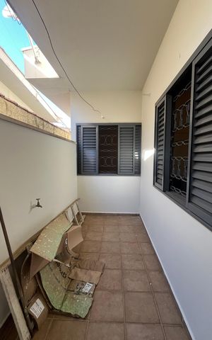 Casa para alugar com 260m², 3 quartos e 2 vagas