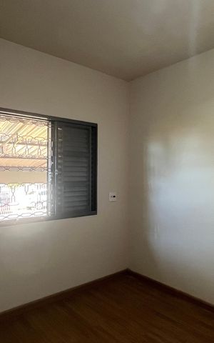 Casa para alugar com 260m², 3 quartos e 2 vagas