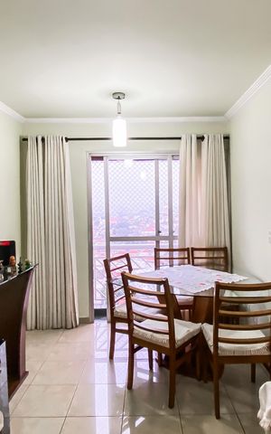 Apartamento à venda com 52m², 2 quartos e 1 vaga Apartamento à venda com 52m², 2 quartos e 1 vagaSala