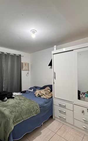 Apartamento à venda com 150m², 3 quartos e 2 vagas Apartamento à venda com 150m², 3 quartos e 2 vagasSuíte