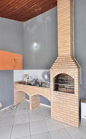 Apartamento à venda com 150m², 3 quartos e 2 vagas Apartamento à venda com 150m², 3 quartos e 2 vagasTerraço