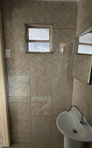 Casa à venda com 240m², 4 quartos e 2 vagas