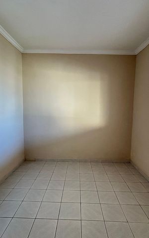 Casa à venda com 240m², 4 quartos e 2 vagas