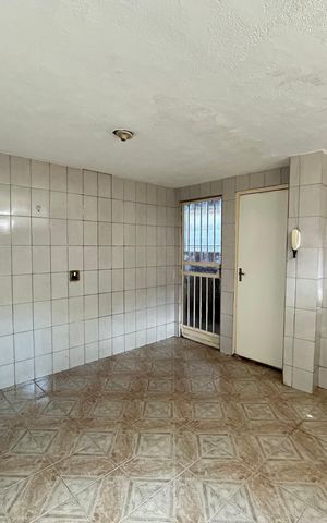 Casa à venda com 240m², 4 quartos e 2 vagas