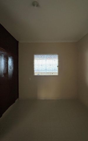 Casa à venda com 240m², 4 quartos e 2 vagas