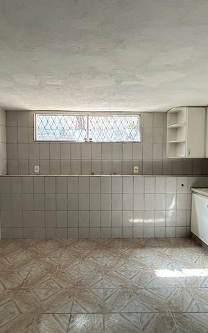 Casa à venda com 240m², 4 quartos e 2 vagas