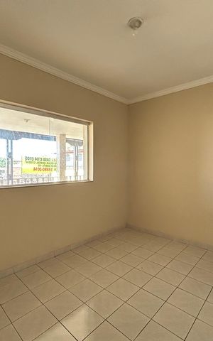 Casa à venda com 240m², 4 quartos e 2 vagas