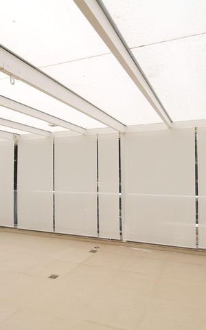Apartamento à venda com 156m², 2 quartos e 2 vagas Apartamento à venda com 156m², 2 quartos e 2 vagasVista da Suíte 2