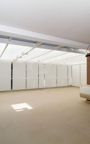 Apartamento à venda com 156m², 2 quartos e 2 vagas Apartamento à venda com 156m², 2 quartos e 2 vagasVaranda Gourmet