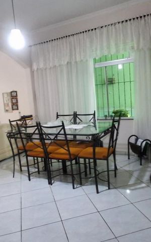 Casa à venda com 160m², 3 quartos e 2 vagas