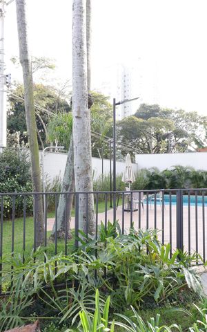 Apartamento à venda com 38m², 2 quartos e sem vagaÁrea comum - Piscina