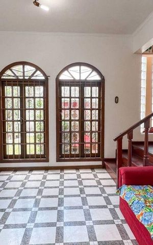 Casa para alugar com 518m², 1 quarto e 3 vagas