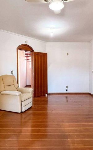 Casa para alugar com 518m², 1 quarto e 3 vagas