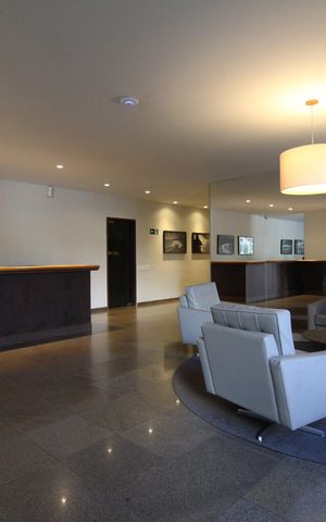 Apartamento para alugar com 68m², 2 quartos e 2 vagasHall Social