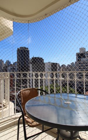 Apartamento para alugar com 68m², 2 quartos e 2 vagasVaranda