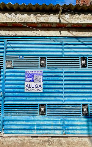 Casa para alugar com 140m², 4 quartos e 6 vagas