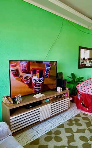 Casa para alugar com 140m², 4 quartos e 6 vagas