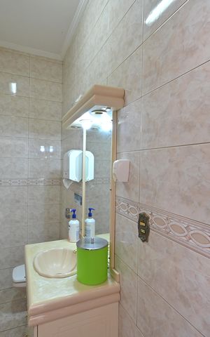 Casa à venda com 260m², 4 quartos e 1 vagaLavabo