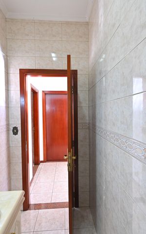 Casa à venda com 260m², 4 quartos e 1 vagaLavabo