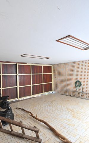Casa à venda com 260m², 4 quartos e 1 vagaGaragem