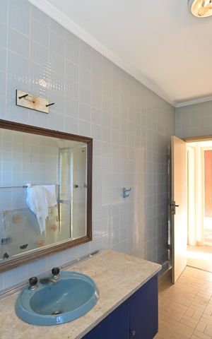 Casa à venda com 260m², 4 quartos e 1 vagaBanheiro Social 2
