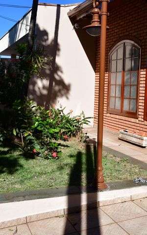 Casa à venda com 213m², 3 quartos e 4 vagasJardim