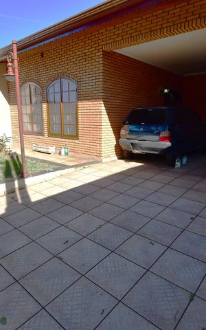 Casa à venda com 213m², 3 quartos e 4 vagasGaragem