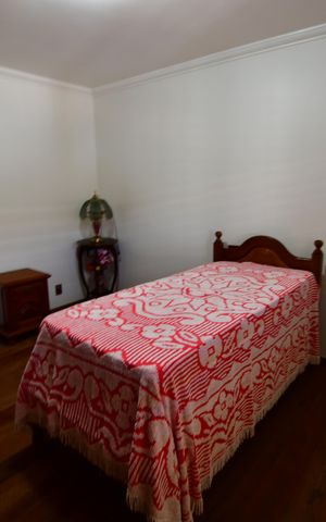 Casa à venda com 213m², 3 quartos e 4 vagasQuarto 2