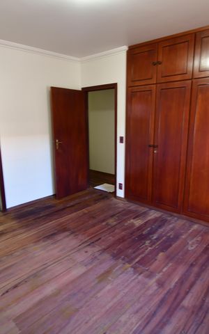 Casa à venda com 213m², 3 quartos e 4 vagasQuarto 3 - Suíte