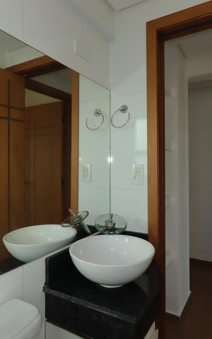 Apartamento à venda com 83m², 3 quartos e 2 vagasBanheiro Social