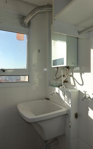 Apartamento à venda com 83m², 3 quartos e 2 vagasÁrea de Serviço