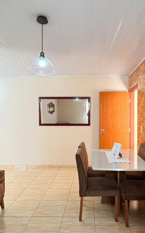Casa à venda com 700m², 5 quartos e 2 vagas Casa à venda com 700m², 5 quartos e 2 vagasSala
