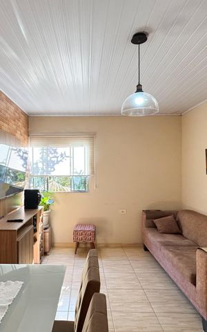 Casa à venda com 700m², 5 quartos e 2 vagas Casa à venda com 700m², 5 quartos e 2 vagasSala