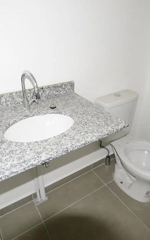 Studio à venda com 28m², 1 quarto e sem vaga Studio à venda com 28m², 1 quarto e sem vagaBanheiro