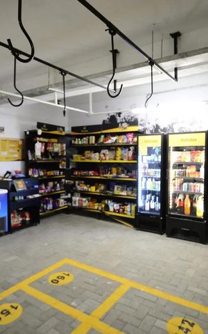 Studio à venda com 27m², 1 quarto e sem vaga Studio à venda com 27m², 1 quarto e sem vagaÁrea externa