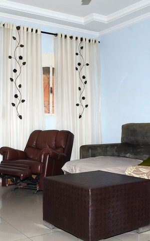 Casa para alugar com 350m², 4 quartos e 5 vagasSala