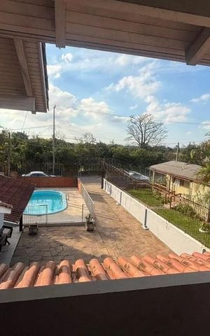 Casa à venda com 250m², 3 quartos e 5 vagas