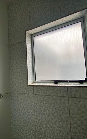 Casa para alugar com 91m², 3 quartos e 1 vagaBanheiro 1