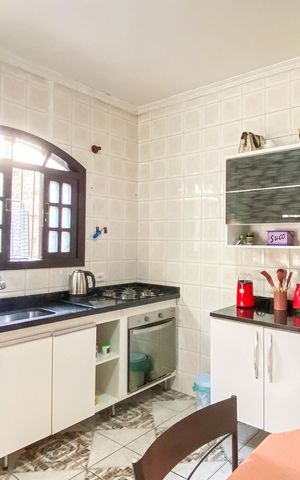 Casa para alugar com 230m², 2 quartos e 1 vagaCozinha 