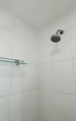 Apartamento para alugar com 70m², 3 quartos e 2 vagas Apartamento para alugar com 70m², 3 quartos e 2 vagasBanheiro 2