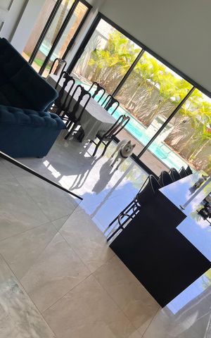 Apartamento à venda com 230m², 4 quartos e 4 vagasCozinha