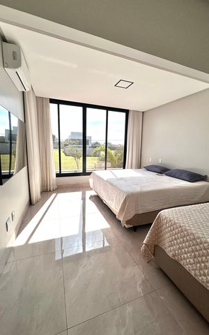 Apartamento à venda com 230m², 4 quartos e 4 vagasQuarto