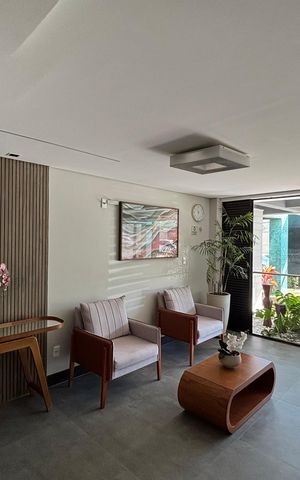 Apartamento à venda com 168m², 3 quartos e 3 vagas Apartamento à venda com 168m², 3 quartos e 3 vagasHall